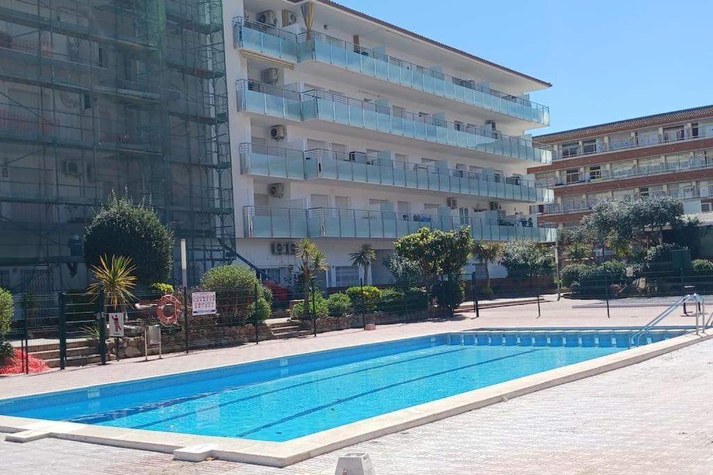Alegre Apto Con Piscina, A 300M De La Playa. 블랑스 외부 사진